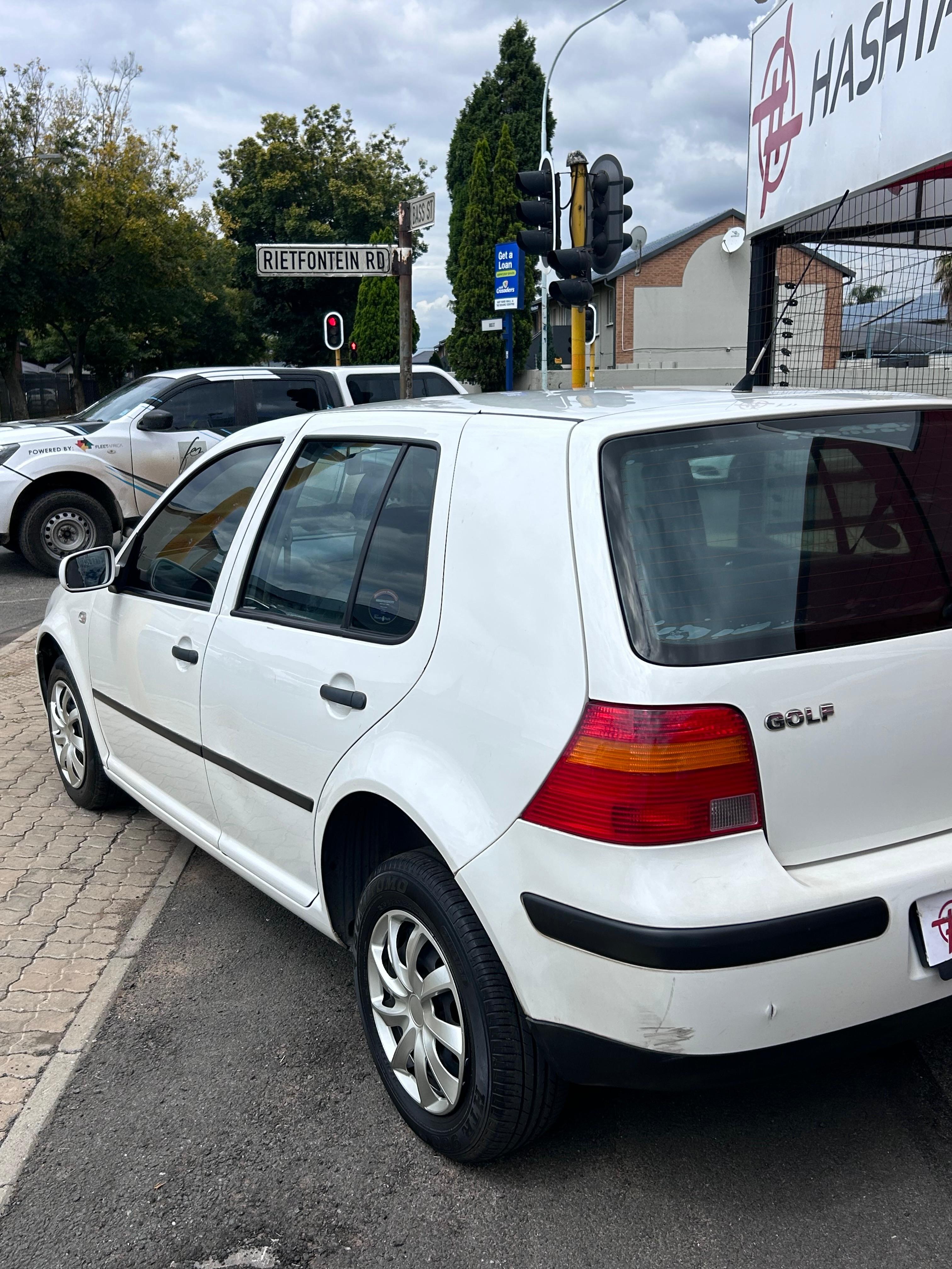 2003 Volkswagen Golf 4 1.6i thumbnail
