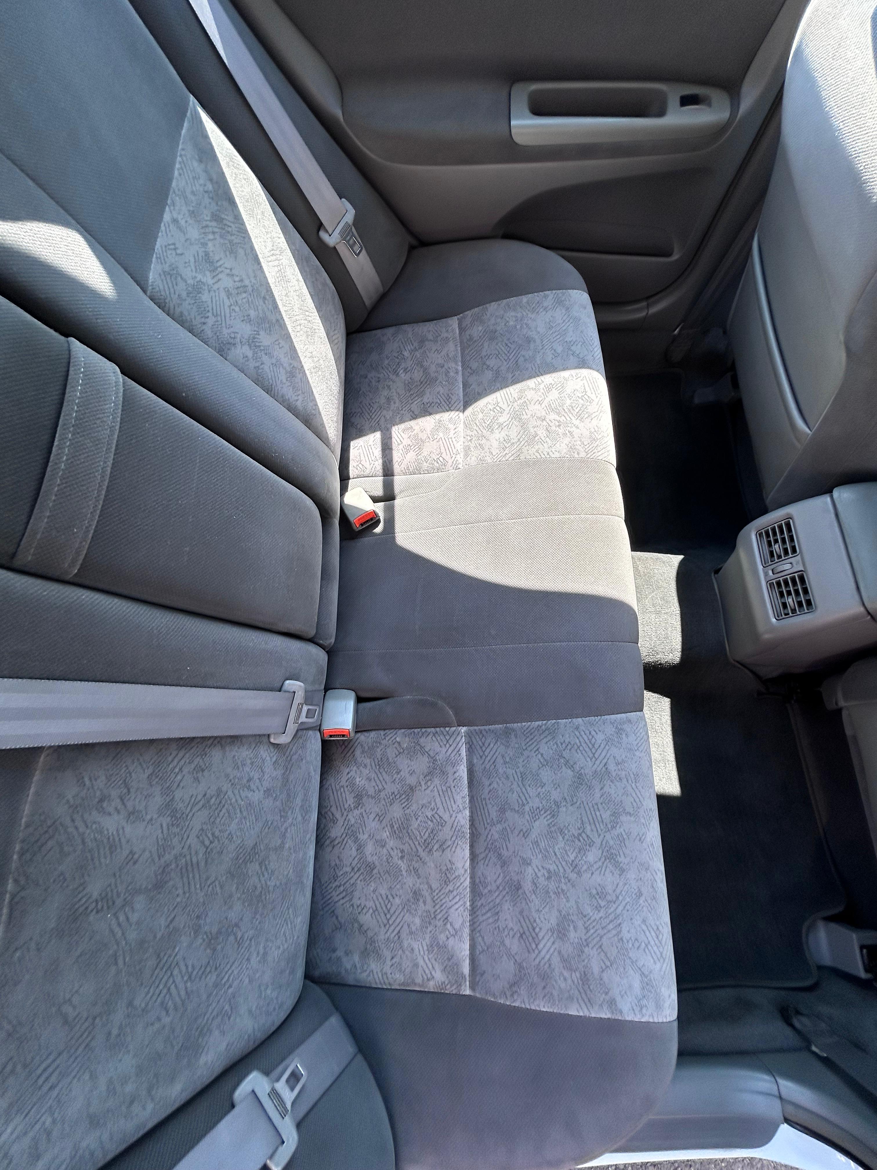 2004 Toyota Camry 2.4  thumbnail