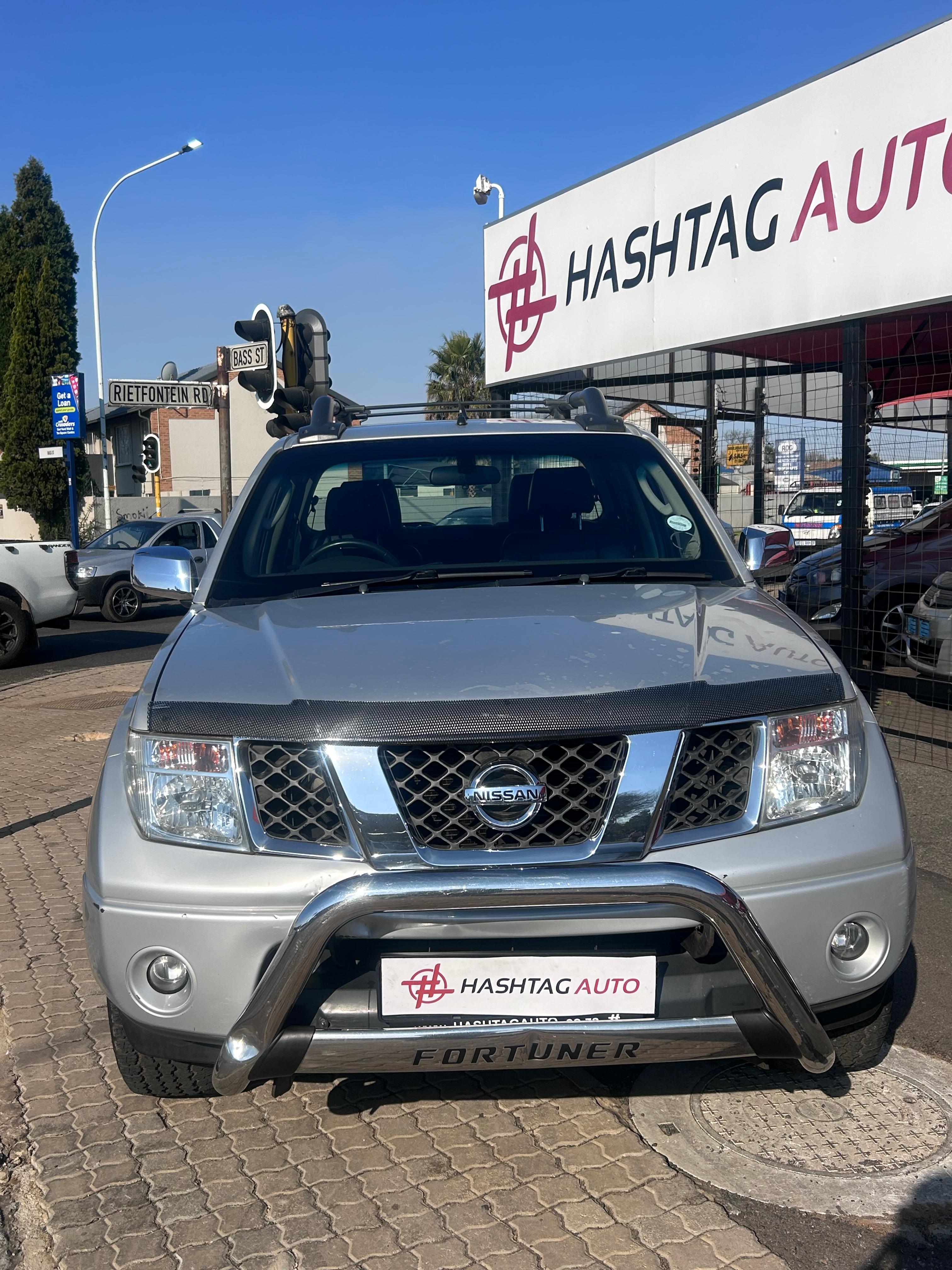 2006 Nissan Navara 4.0 V6 Double Cab  thumbnail
