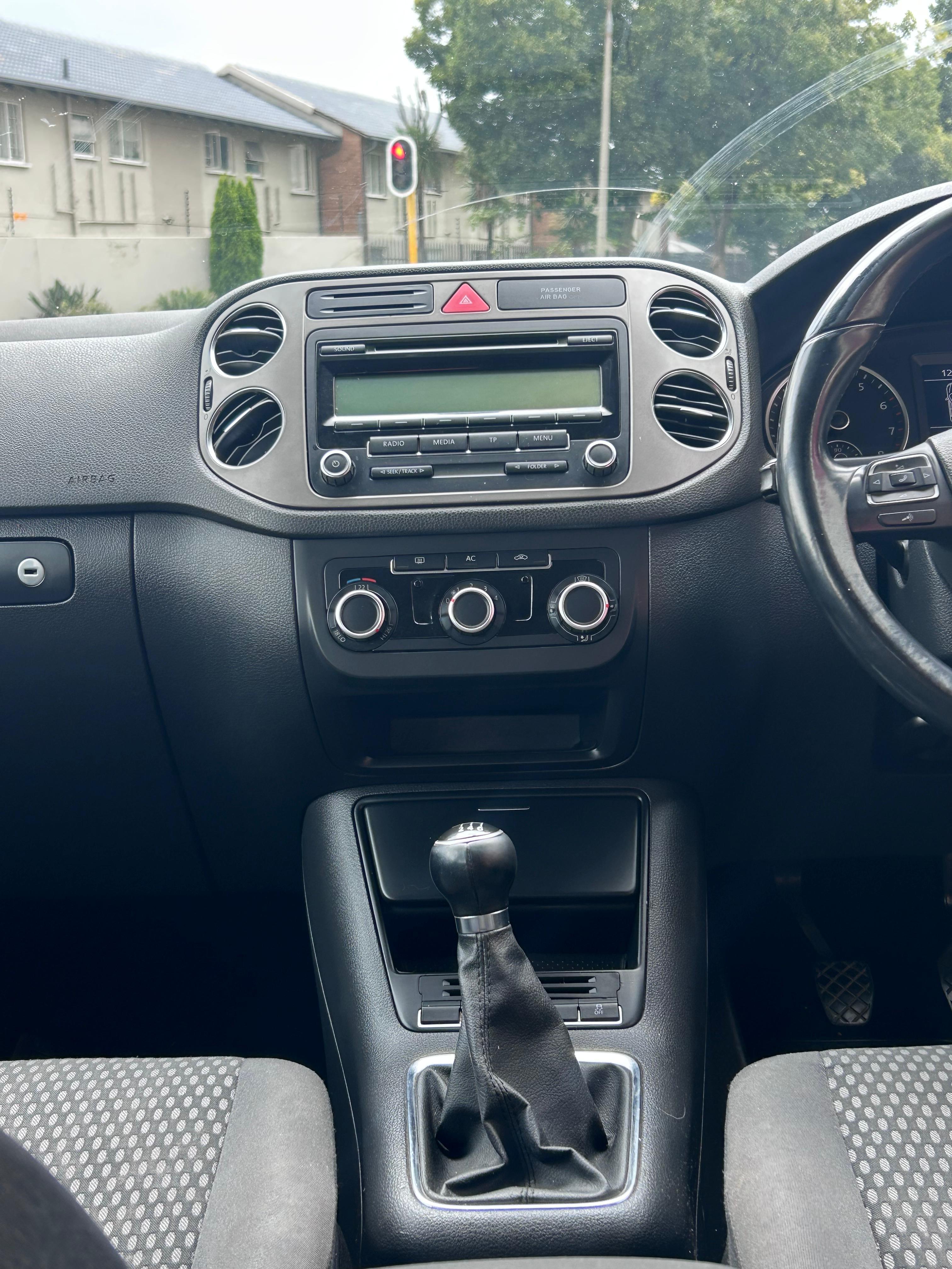 2011 Volkswagen Tiguan 1.4 TSI  thumbnail