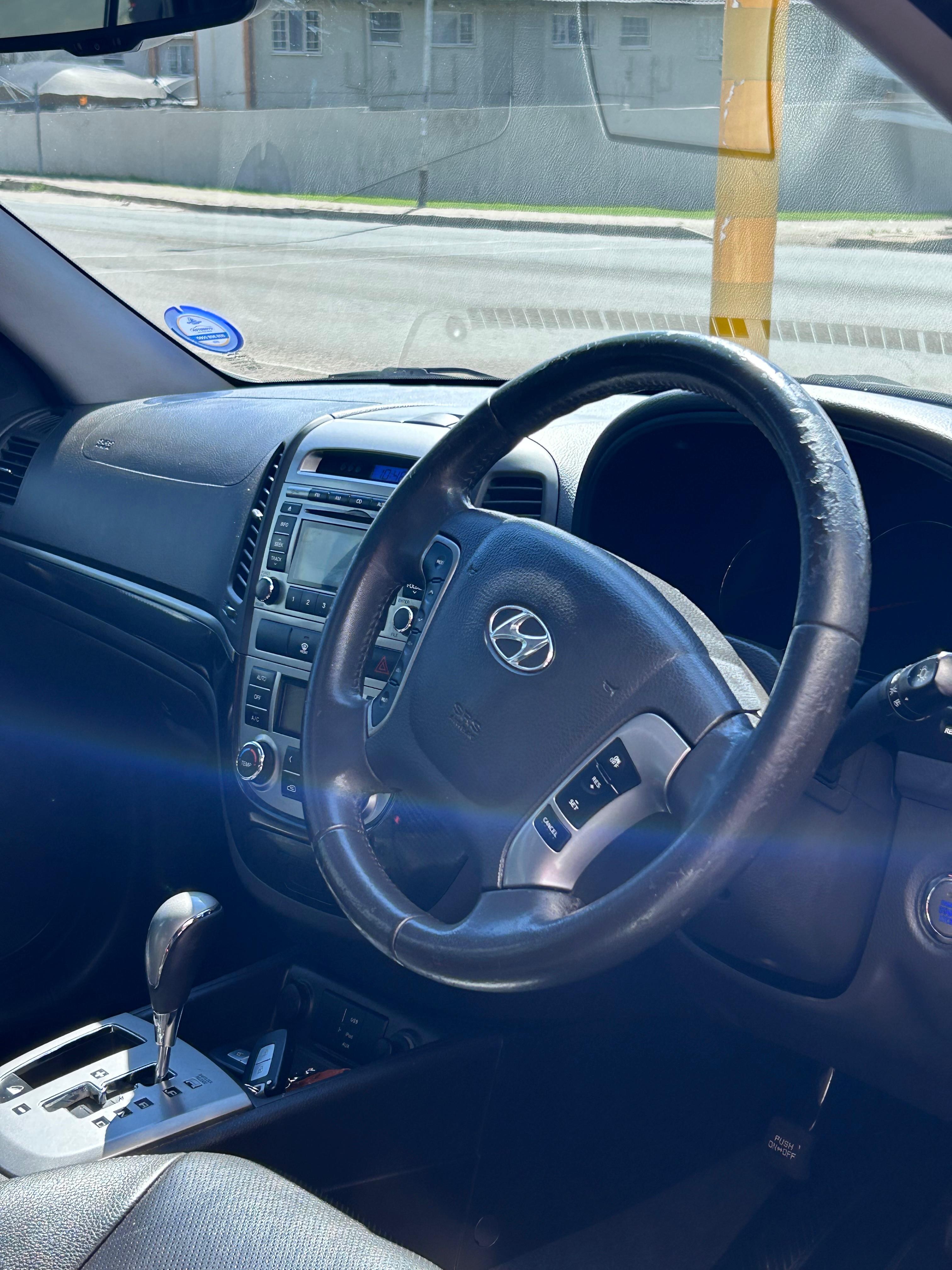 2012 Hyundai Sante Fe 2.2 GLS A/T 4x4  thumbnail
