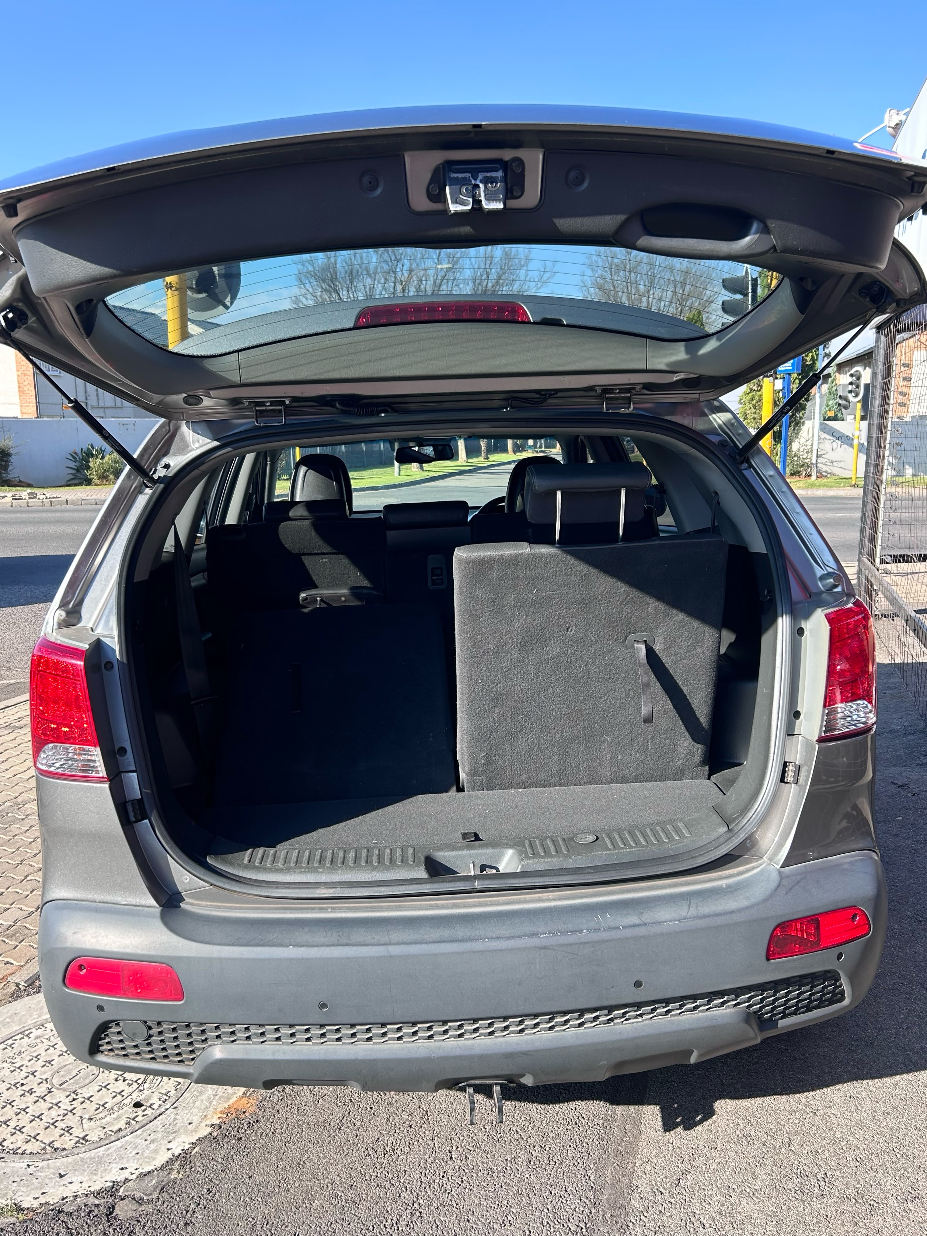 2012 Kia Sorento 2.2d 7 Seater A/T thumbnail