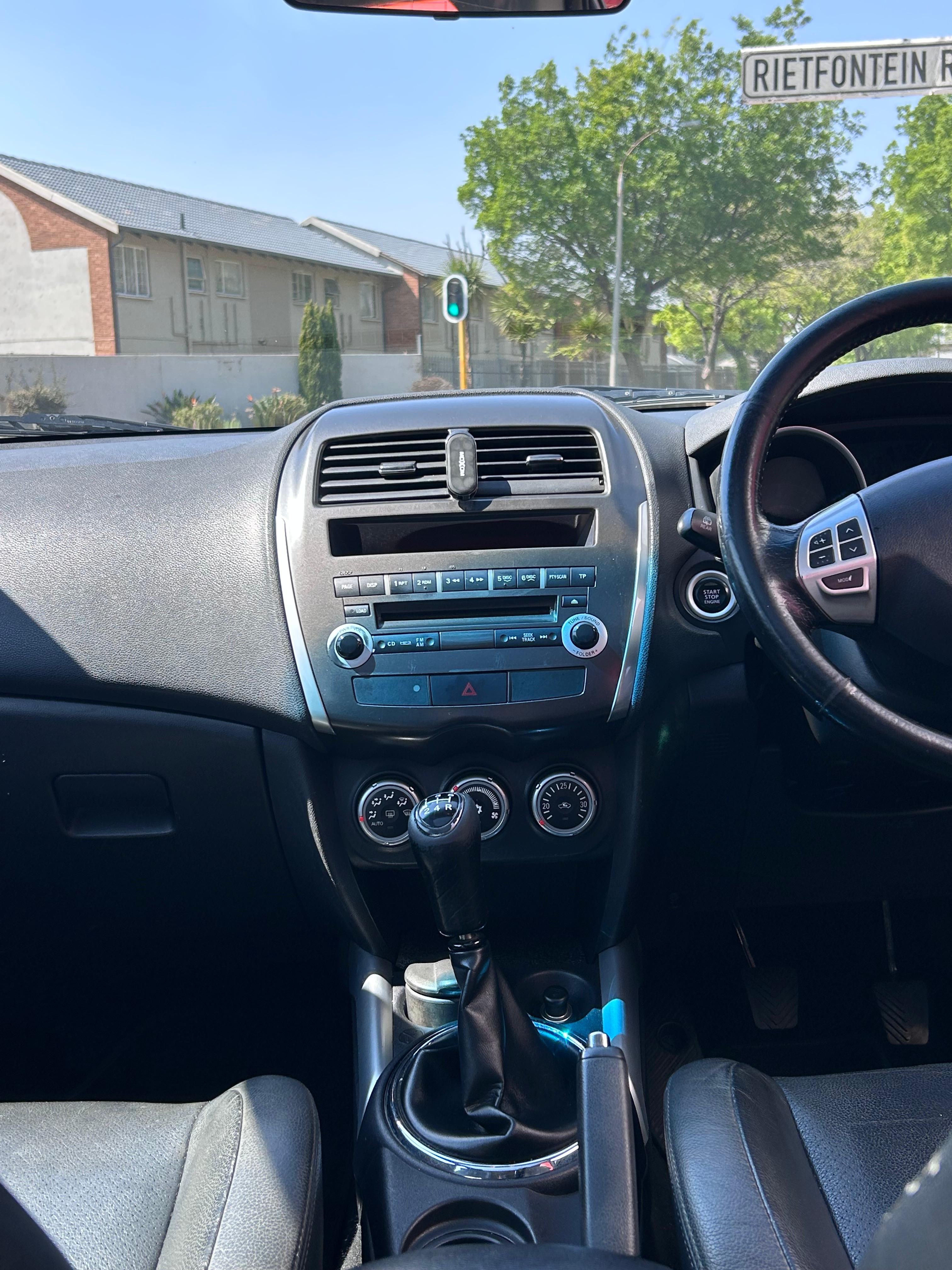 2012 Mitsubishi ASX 2.0 GLX Sport Edition  thumbnail