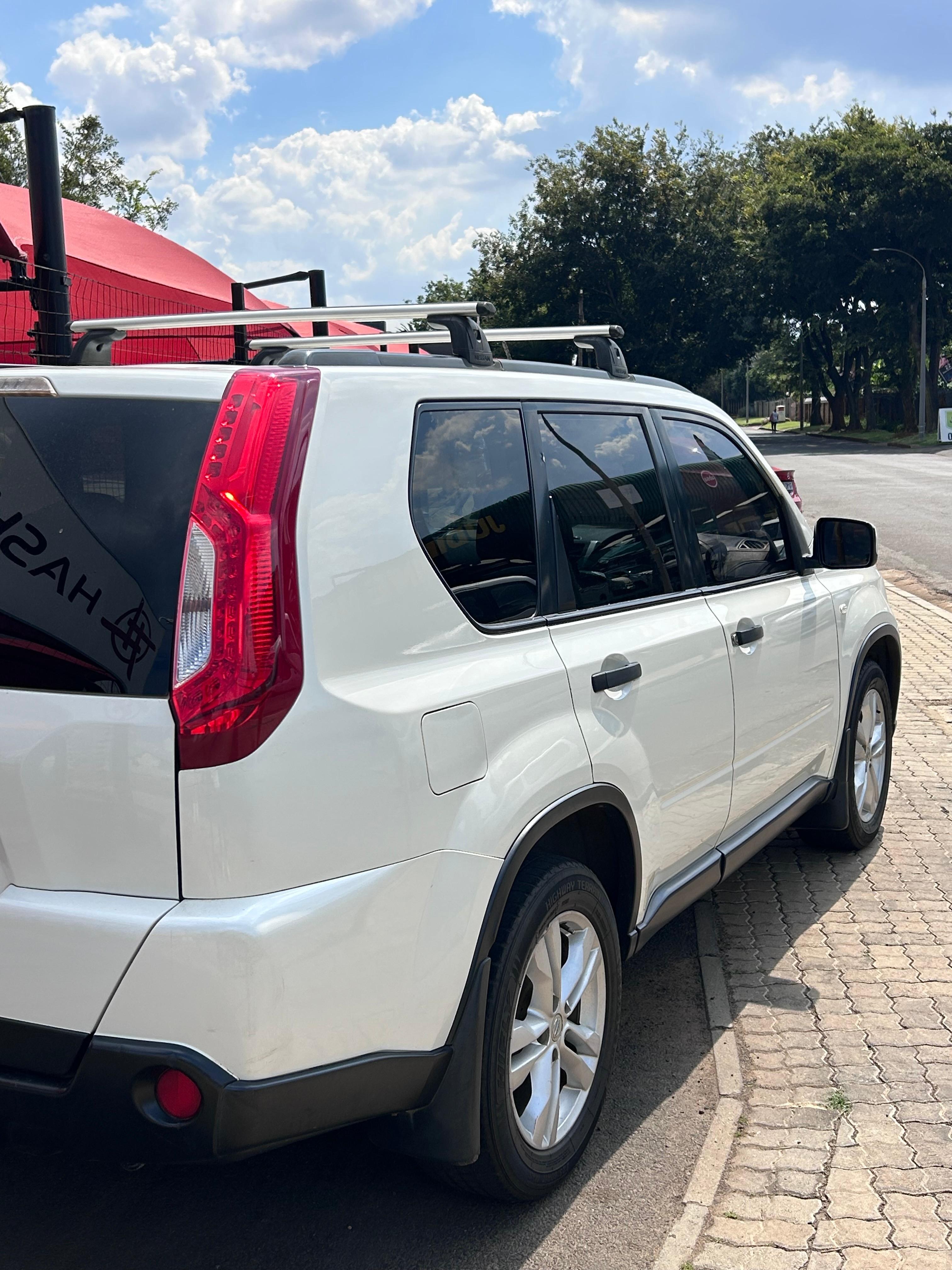 2012 Nissan X Trail 2.0 thumbnail