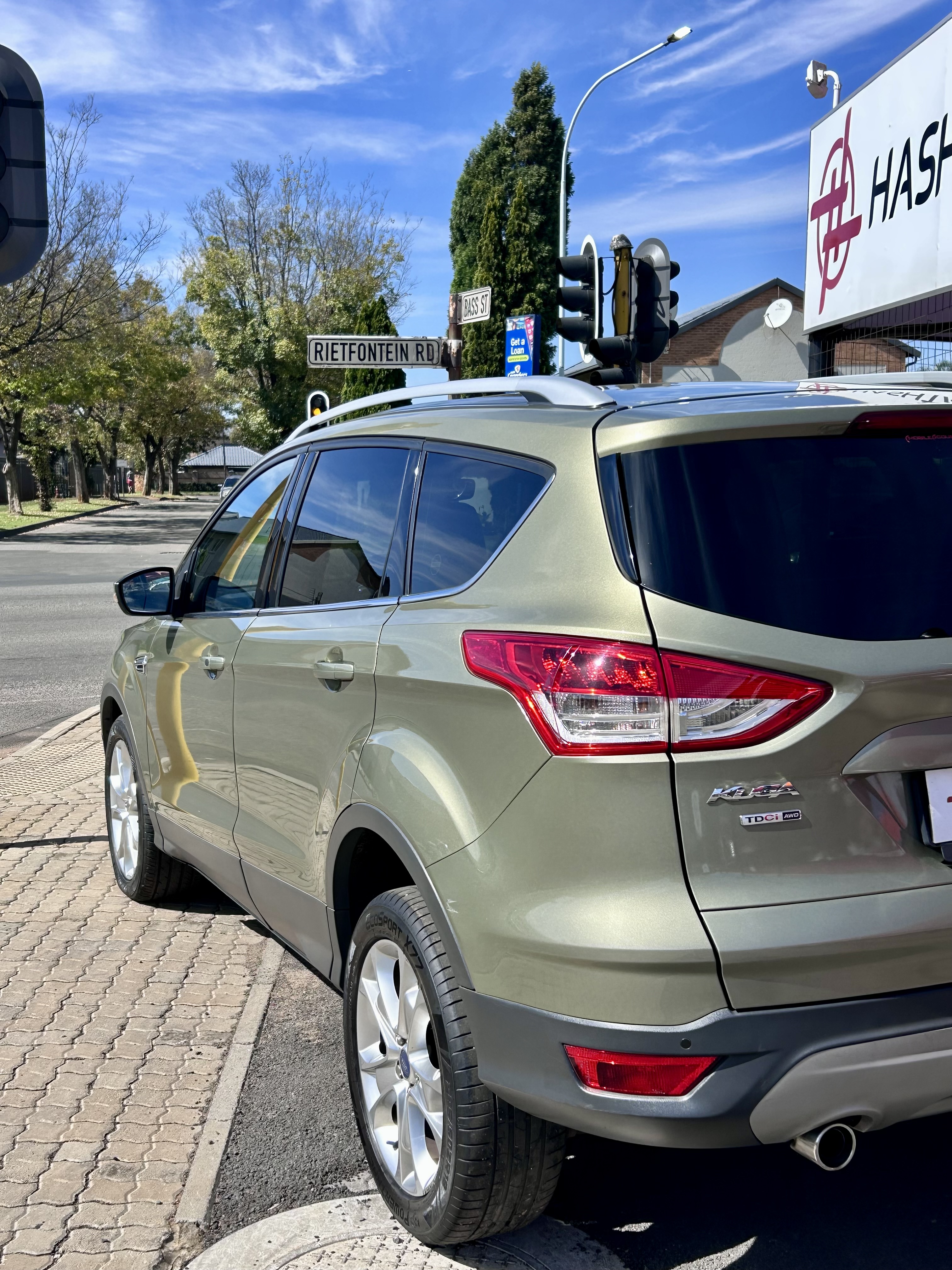 2014 Ford Kuga 2.0 TDCI Awd A/T  thumbnail