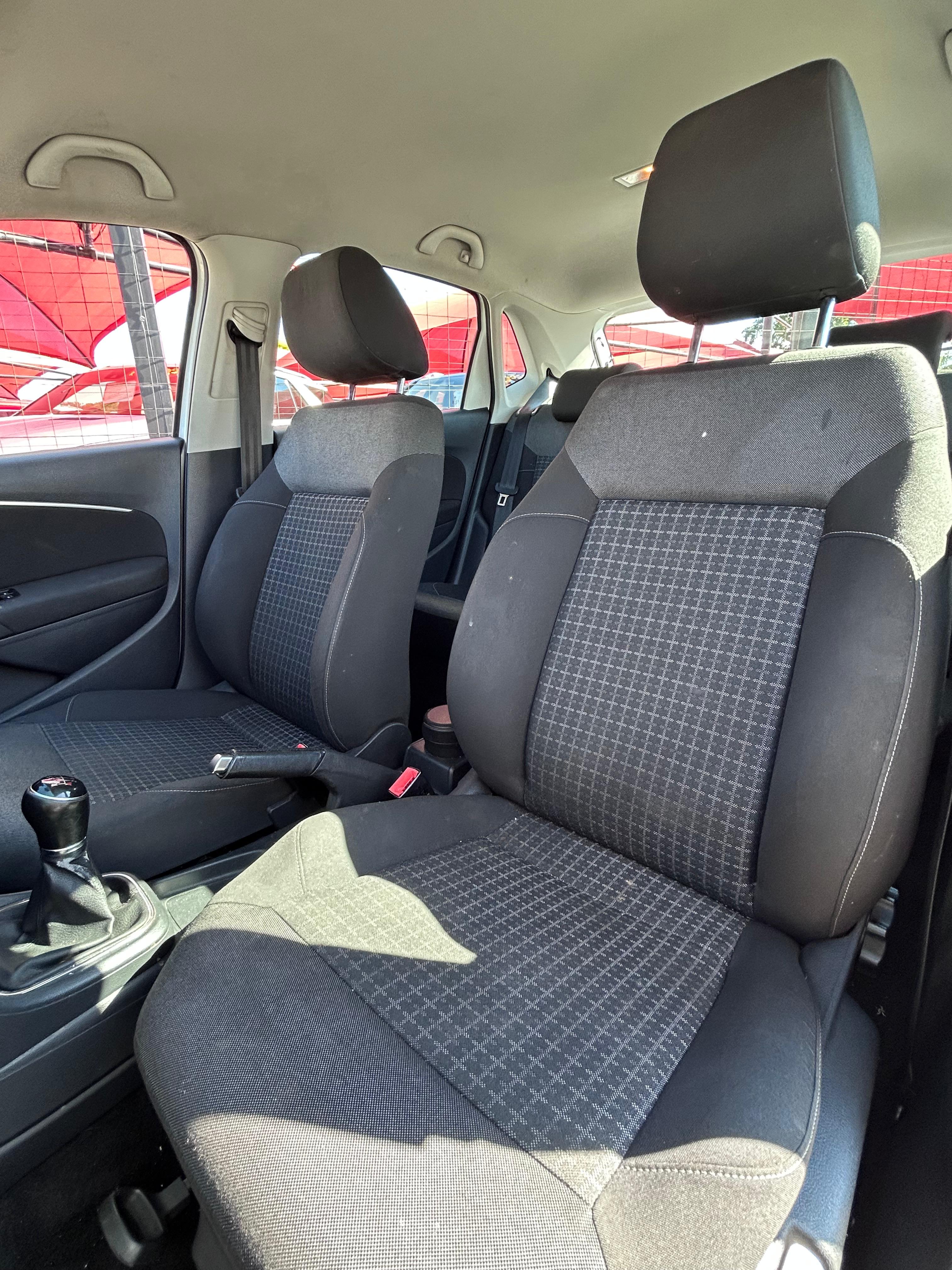 2015 Volkswagen Polo 1.2 Tsi  thumbnail