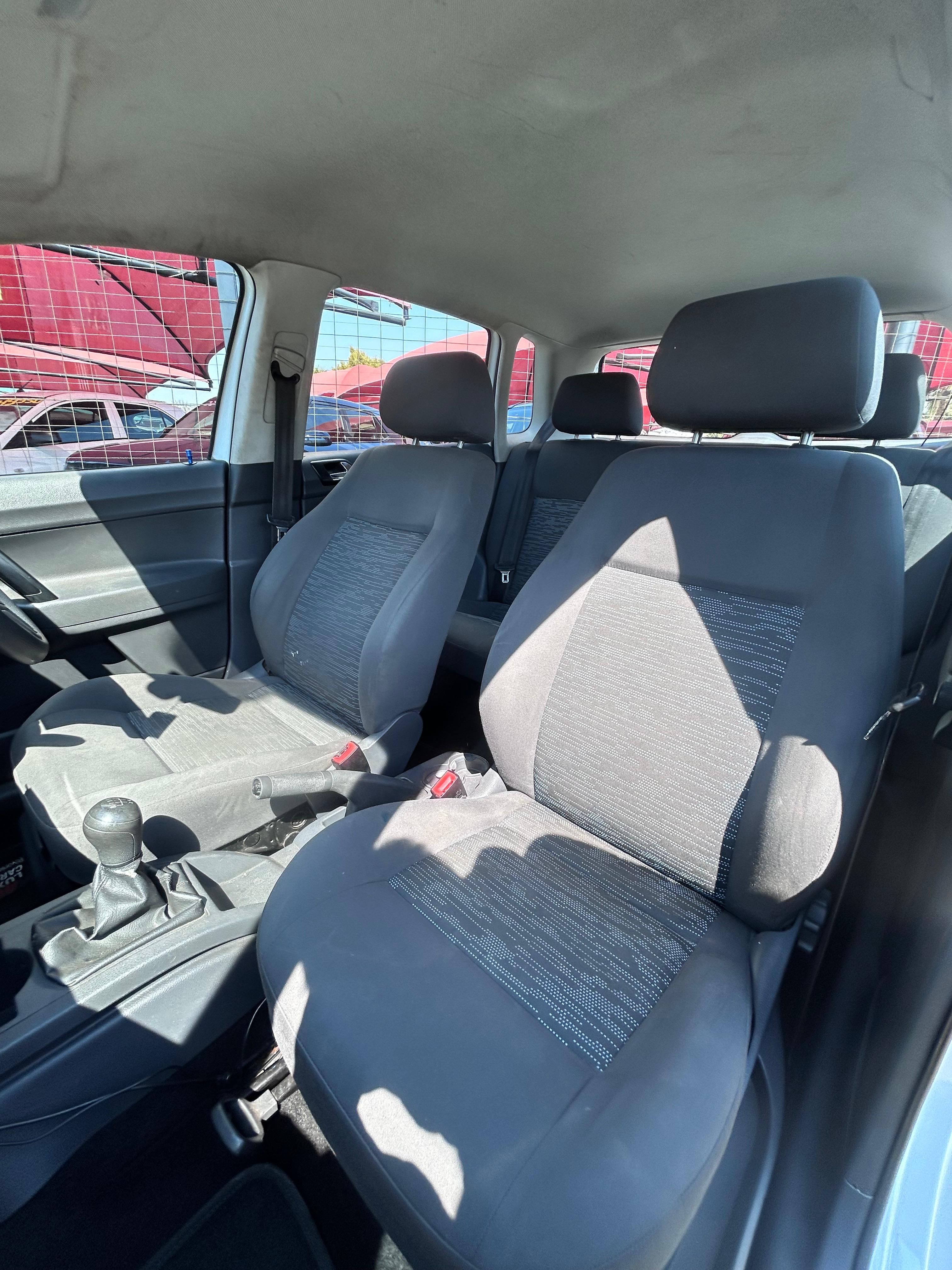 2015 Volkswagen Polo Vivo 1.4  thumbnail