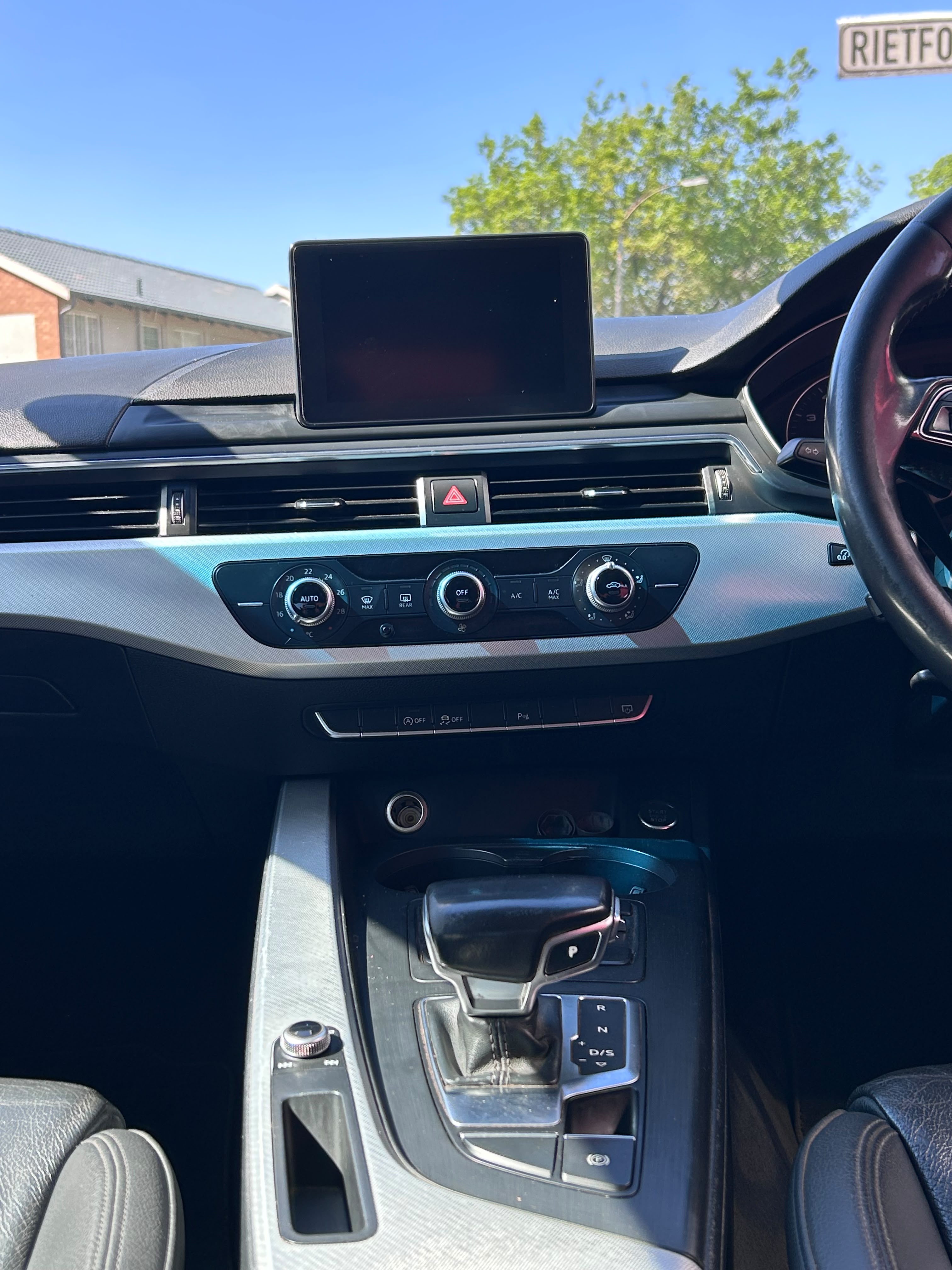 2016 Audi A4 1.4 TSFI  thumbnail